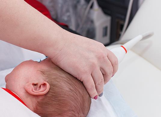 Киста у ребенка в голове