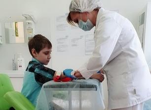 Как сдавать грудничку кровь