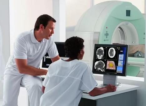 Кто дает направление на мрт головного мозга