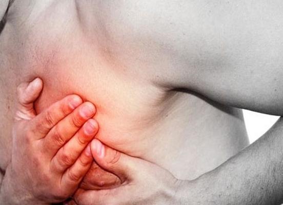 Колит в левой грудине у мужчин