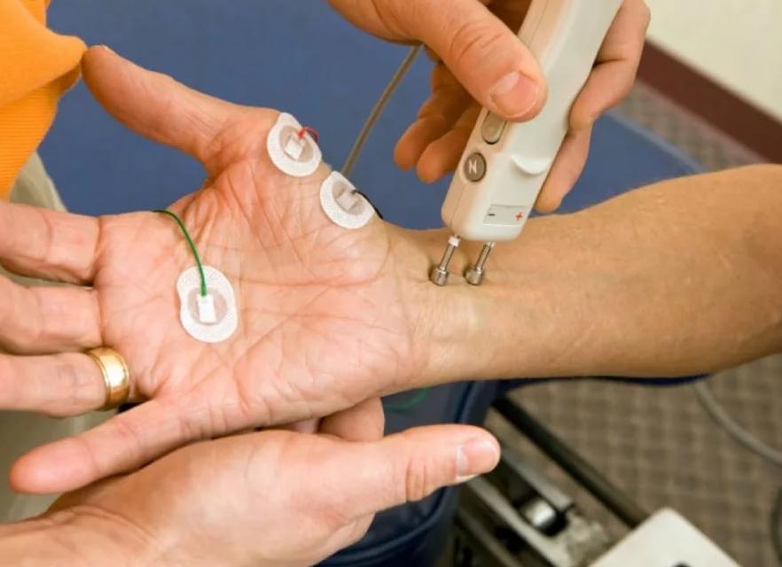 Эмг что это