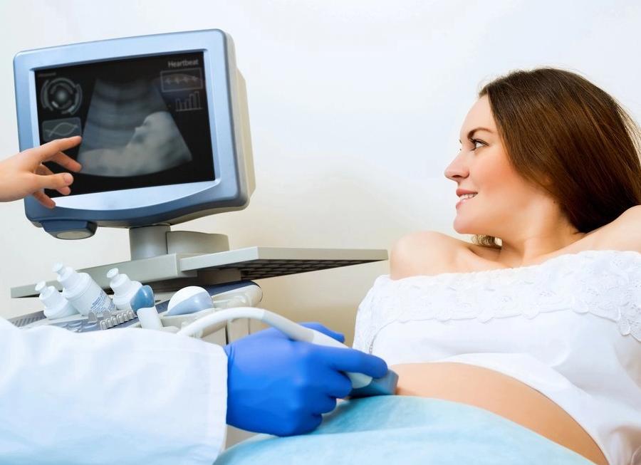 Когда делать первое узи