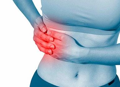 Давит в правом боку под ребрами без боли