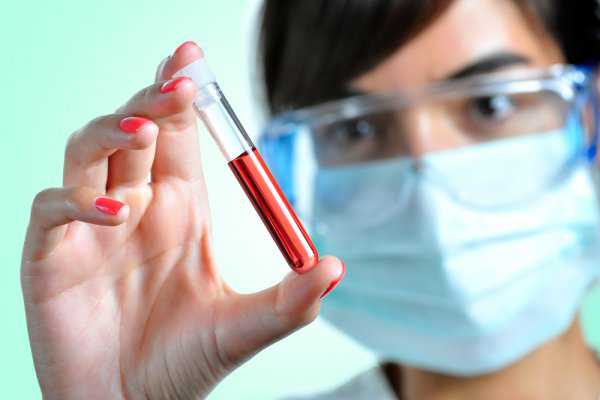 О чем говорит повышенный гемоглобин в крови у женщин